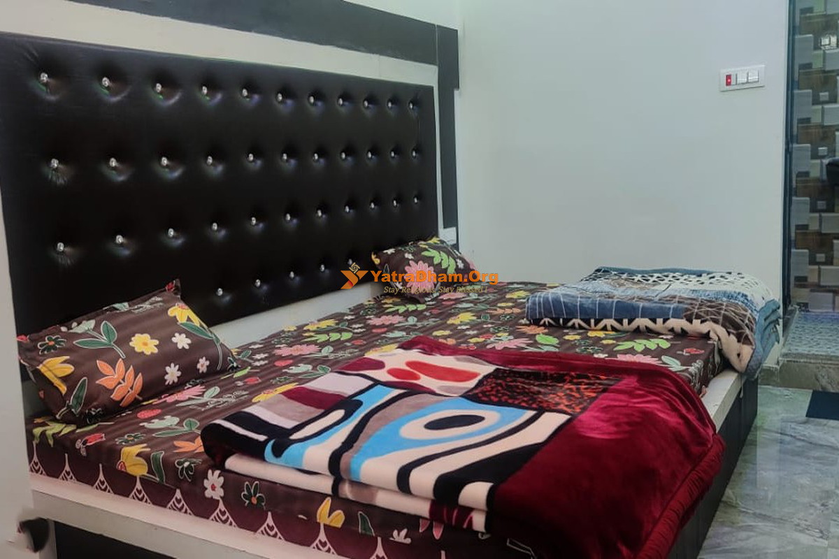 Gaya Yatri Niwas Kaila Devi 2 Bed Room View