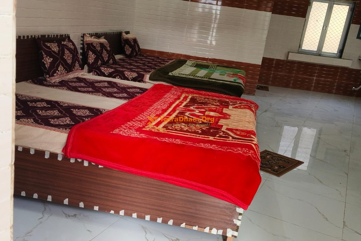 Shri Ram Atithi Niwas Ayodhya 4 Bed Room