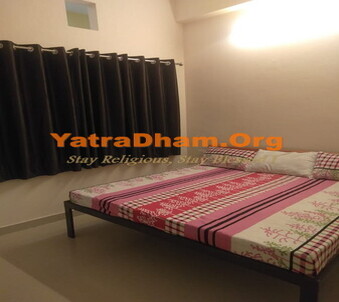 Rishikesh Ishwar Ashram  Double  Bed  Room