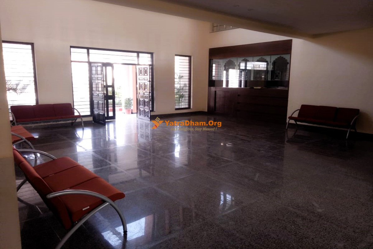 Shri Sanwaliya Dham Bhadsora Waiting Area