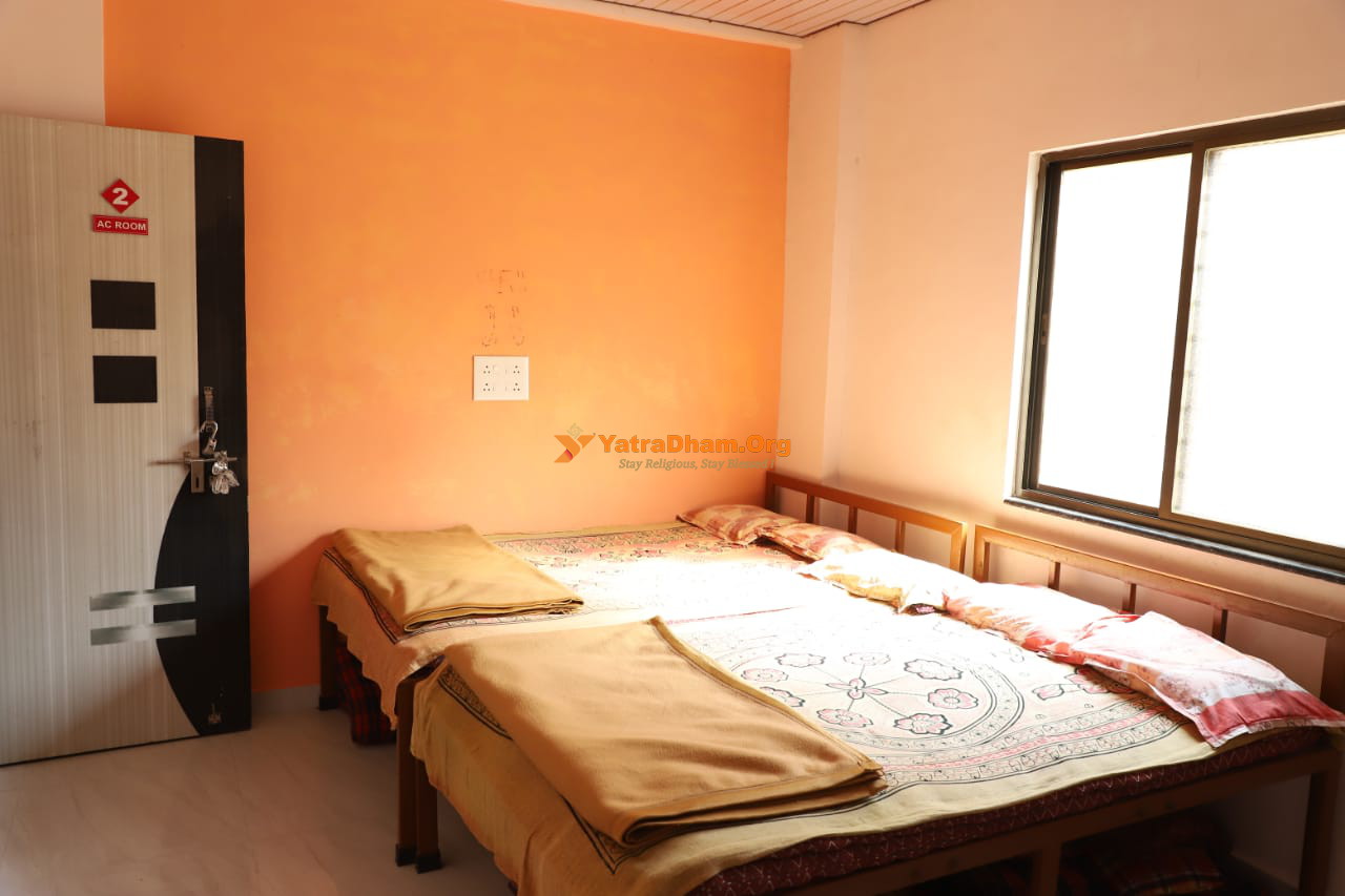 Mangalmurti Bhakt Niwas Morgaon 2 Bed Room