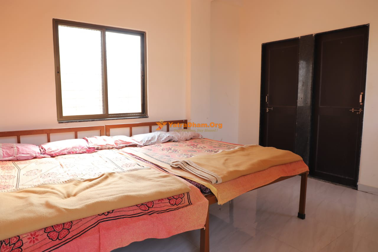 Mangalmurti Bhakt Niwas Morgaon 3 Bed Room