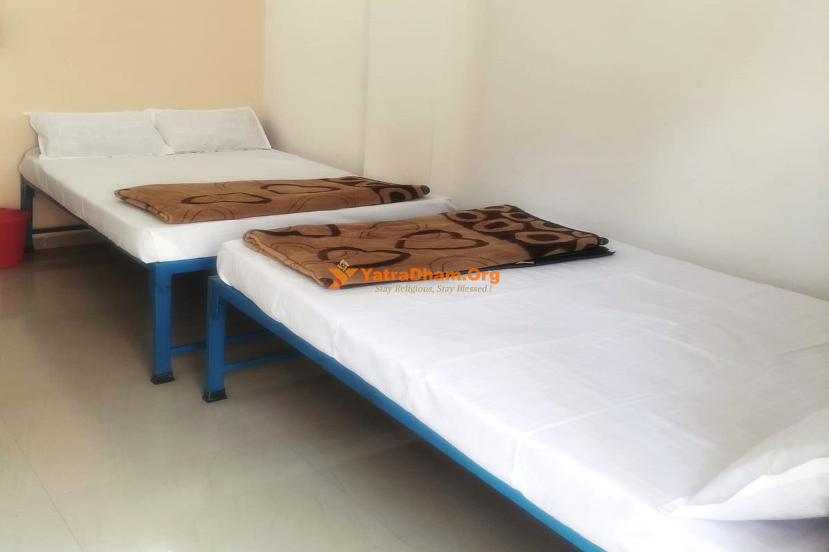 Saptashrungi Aai Mauli Lodging Room View