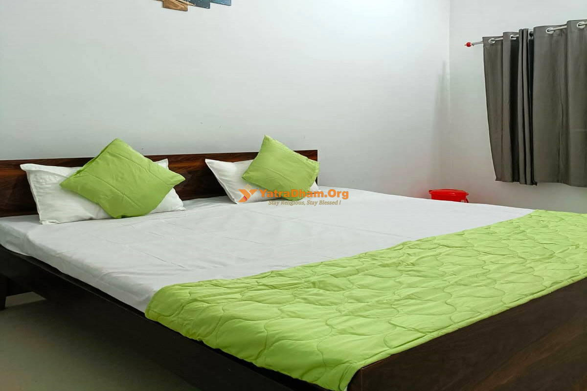 Narayanam Homestay Ayodhya 2 Bed Room