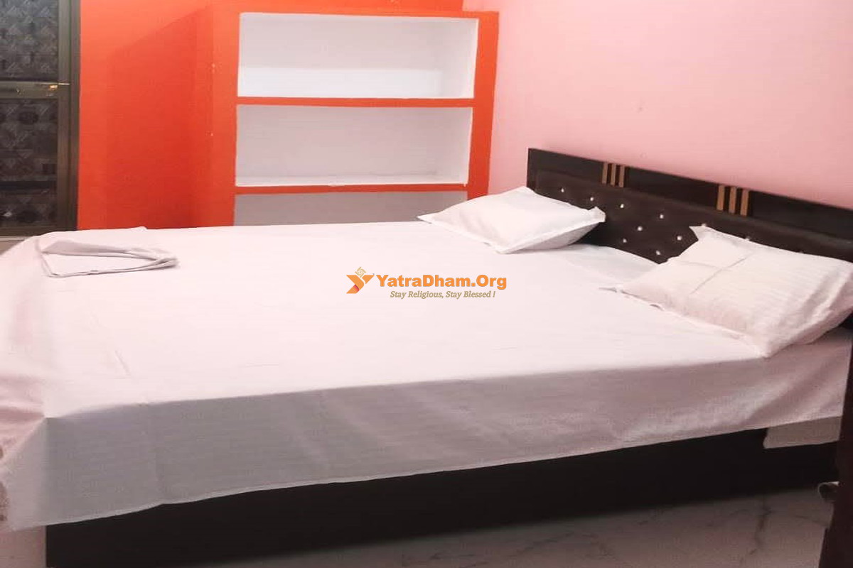 Vinayak Paying Guest House Ayodhya 2 Bed Room