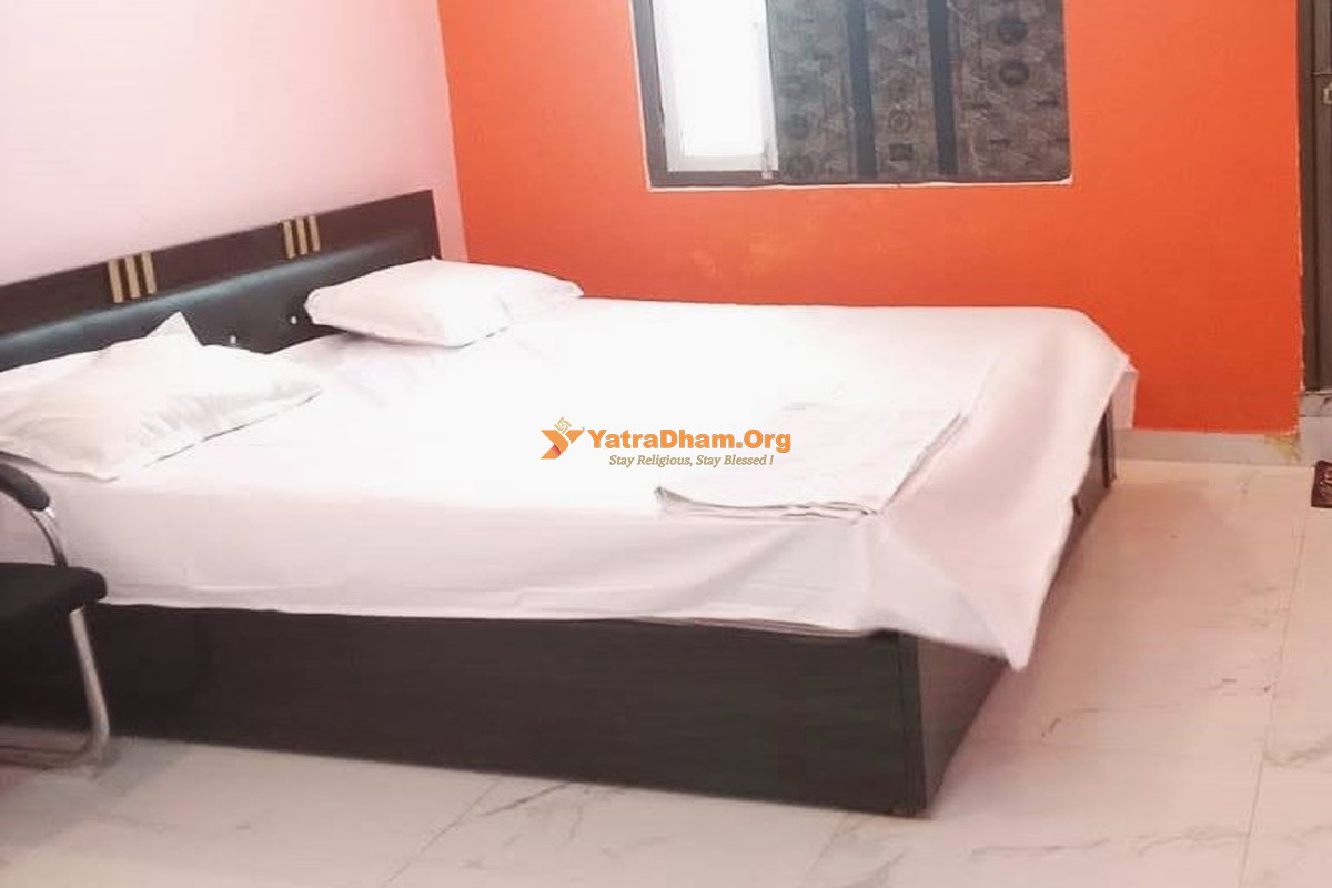 Vinayak Paying Guest House Ayodhya 2 Bed Room