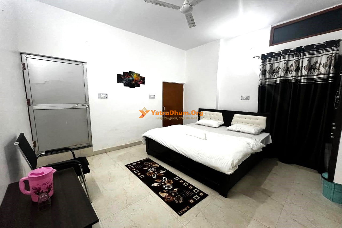 Avadh Homestay Ayodhya 2 Bed Room