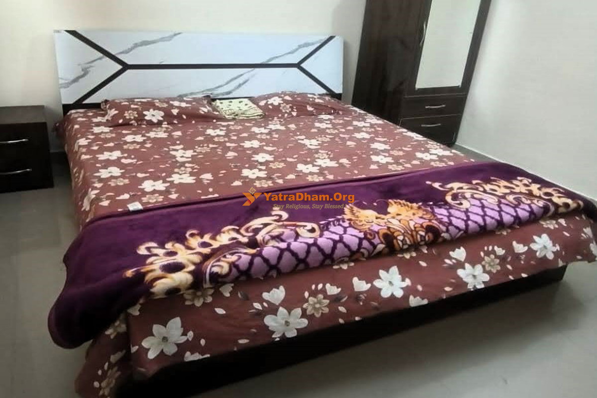 Vaidehi Kunj Homestay Ayodhya Room