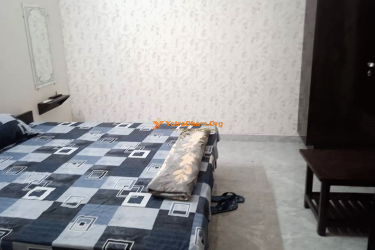 Ayodhya Hariom Homestay 2 Bed Room