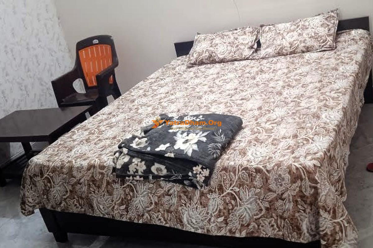 Ayodhya Hariom Homestay 2 Bed Room