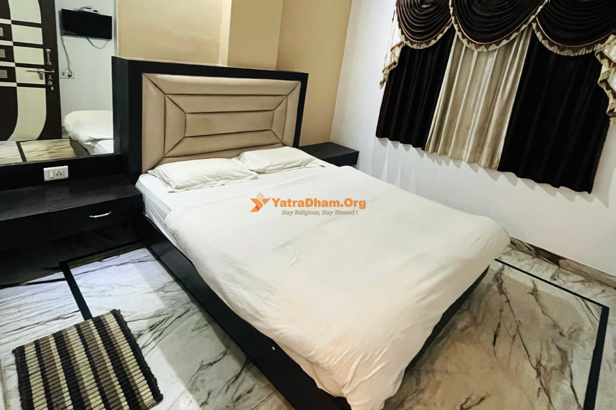 Hotel Vinayaka Nathdwara 2 Bed Room