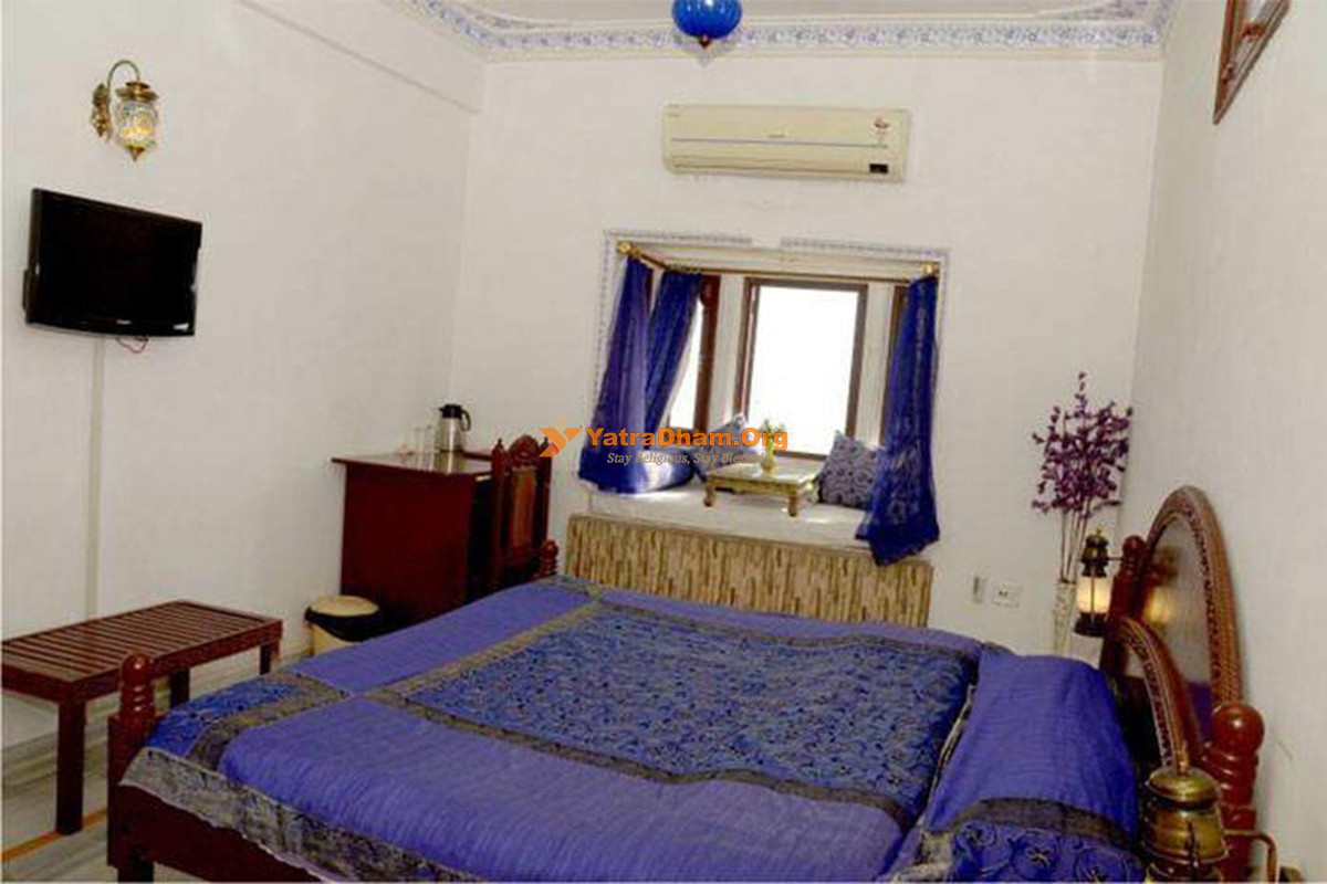 Sargam Sadan Udaipur Room