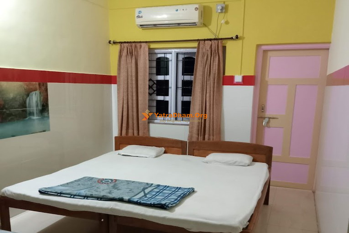 Siddhi Palace Ganpatipule 2 Bed Room