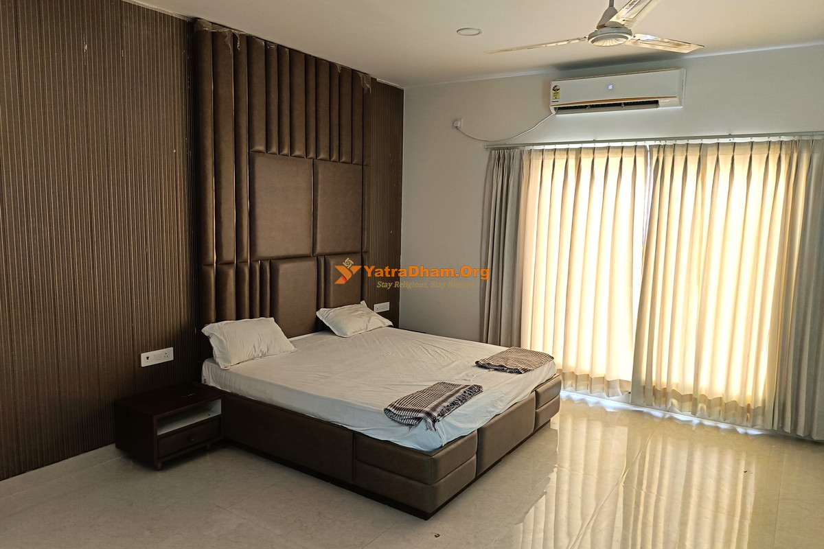 Radha Krishna Ashram Vrindavan 2 Bed Room