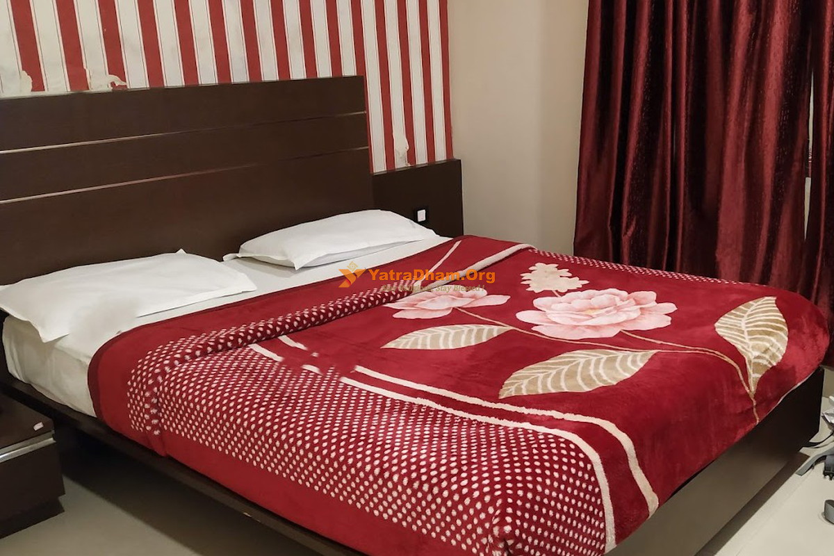 Mysore Hotel Royal Palace 2 Bed Room View