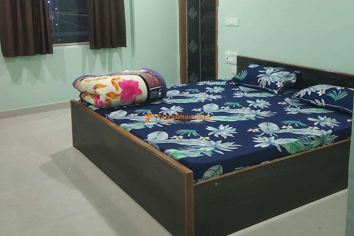 Bhavya Inn Hotel Gokul Mathura 2 Bed Room