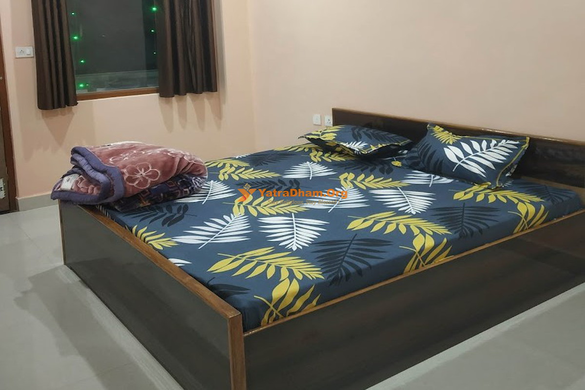 Bhavya Inn Hotel Gokul Mathura 2 Bed Room
