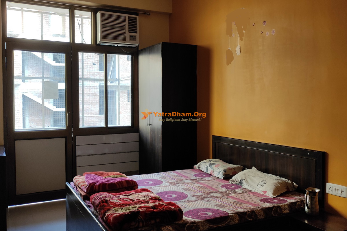 Shri Shyam Kunj Dharamshala Khatu 2 Bed Room