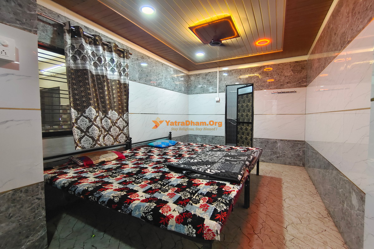 Saptashrungi Nivas Lodging Saptashrungi Room