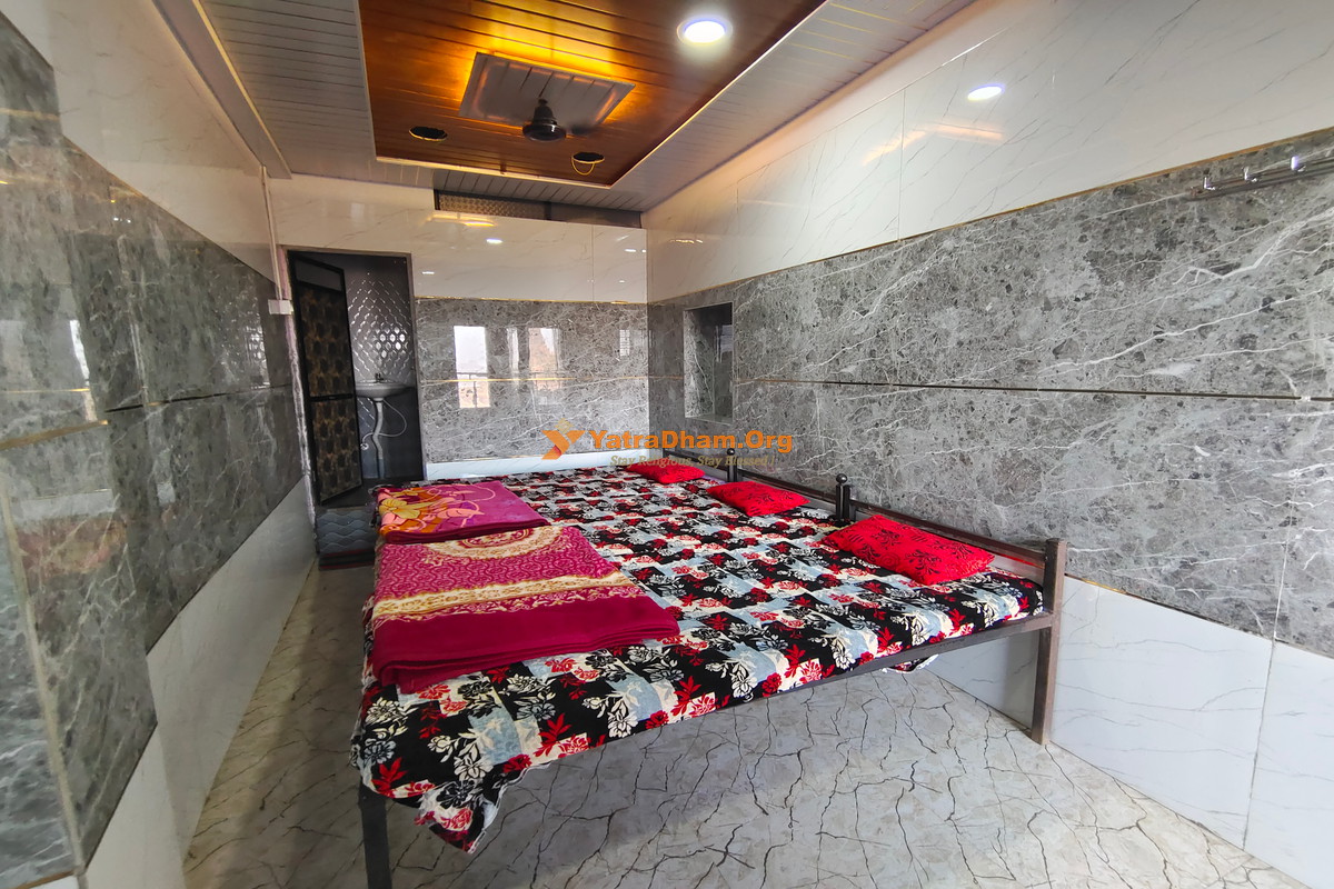 Saptashrungi Nivas Lodging Saptashrungi Room