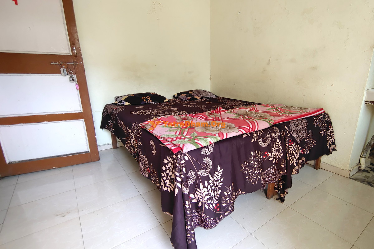 Saptashrungi Krupa Lodging Saptashrungi 2 Bed Room View