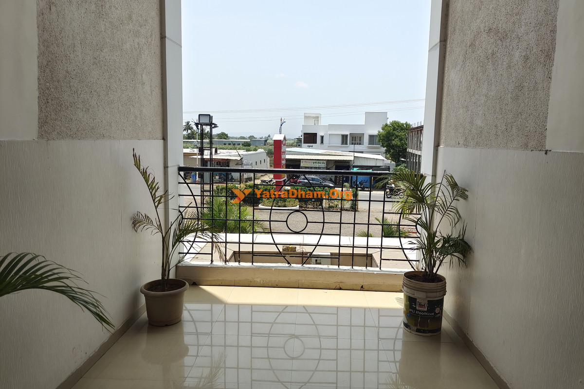 Hotel Neelayam Garden Ozar (Pune) Balcony