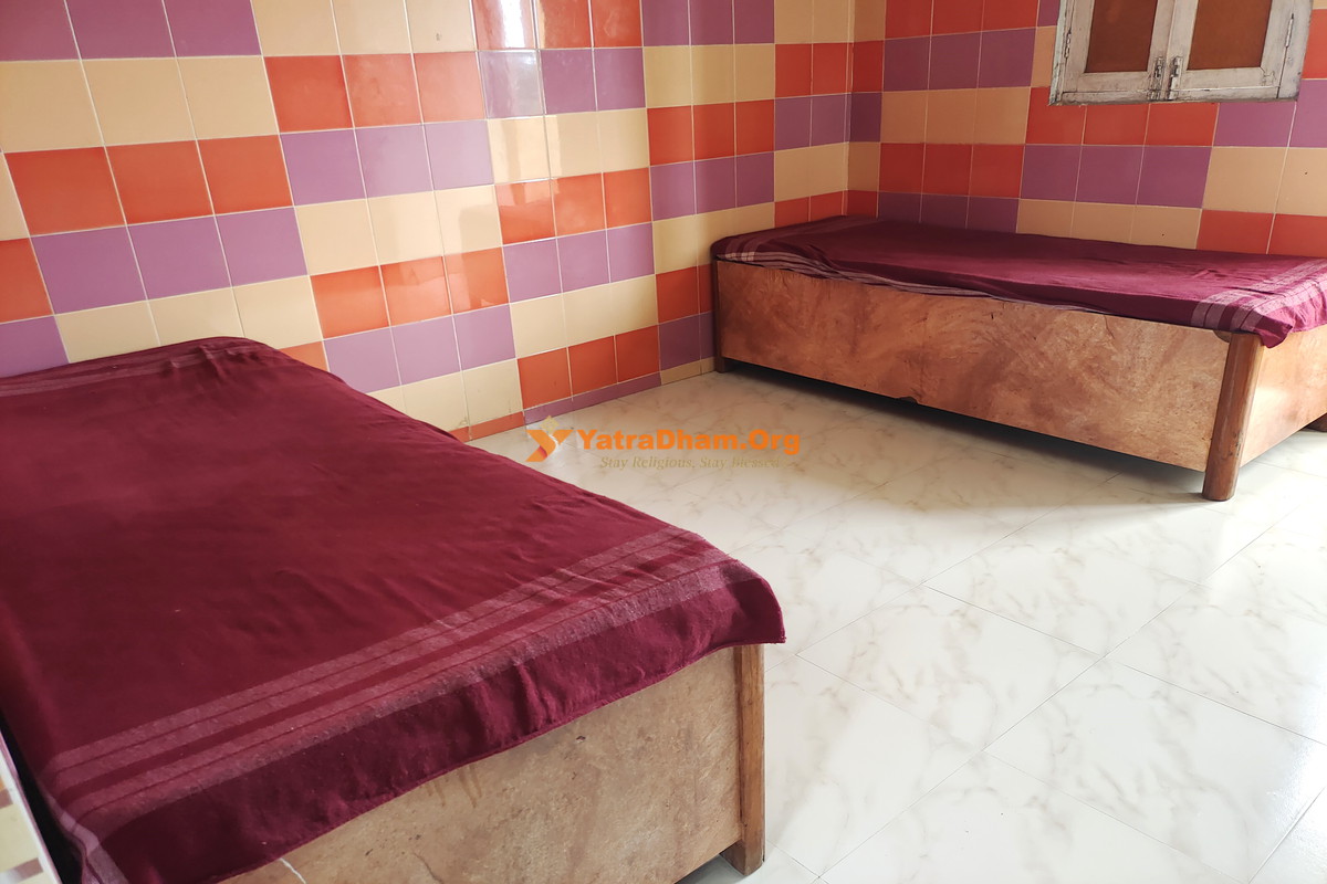 Janhavi Bhakt Niwas Alandi 2 Bed Room