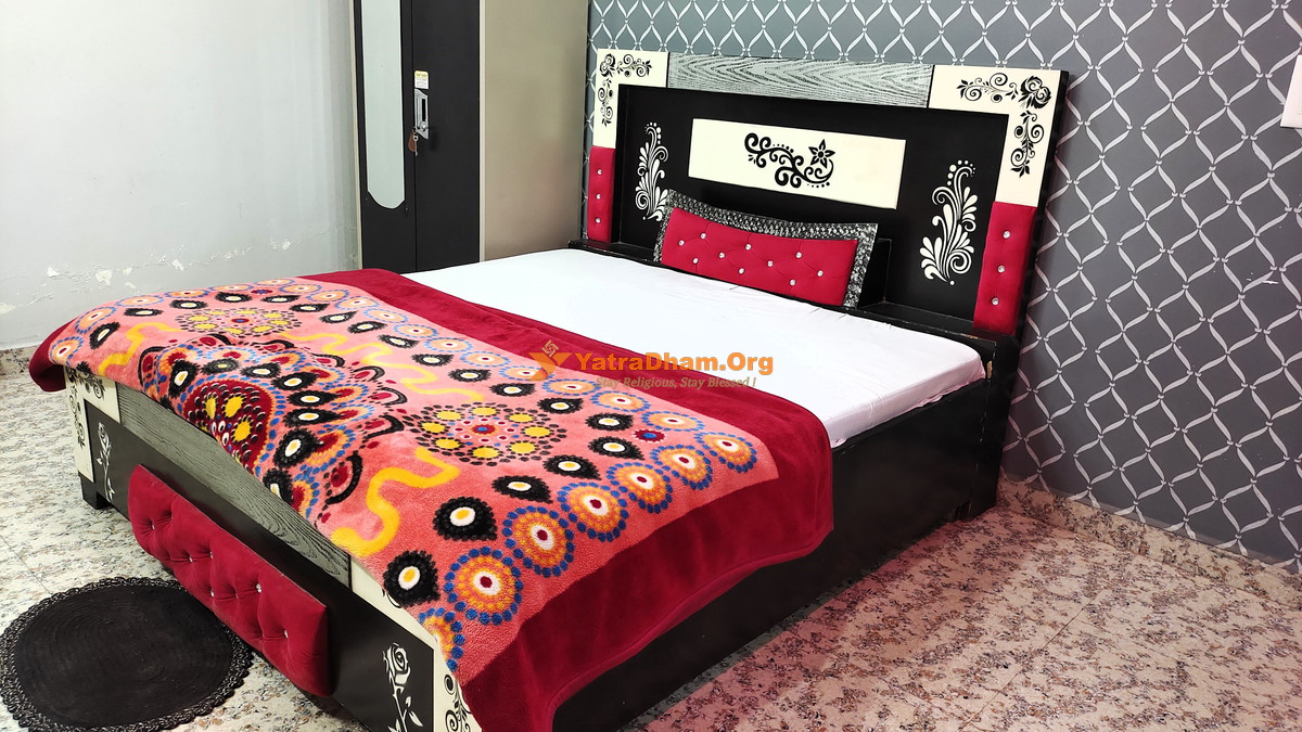 Deoghar Shree Krishna Niwas 2 Bed Room View