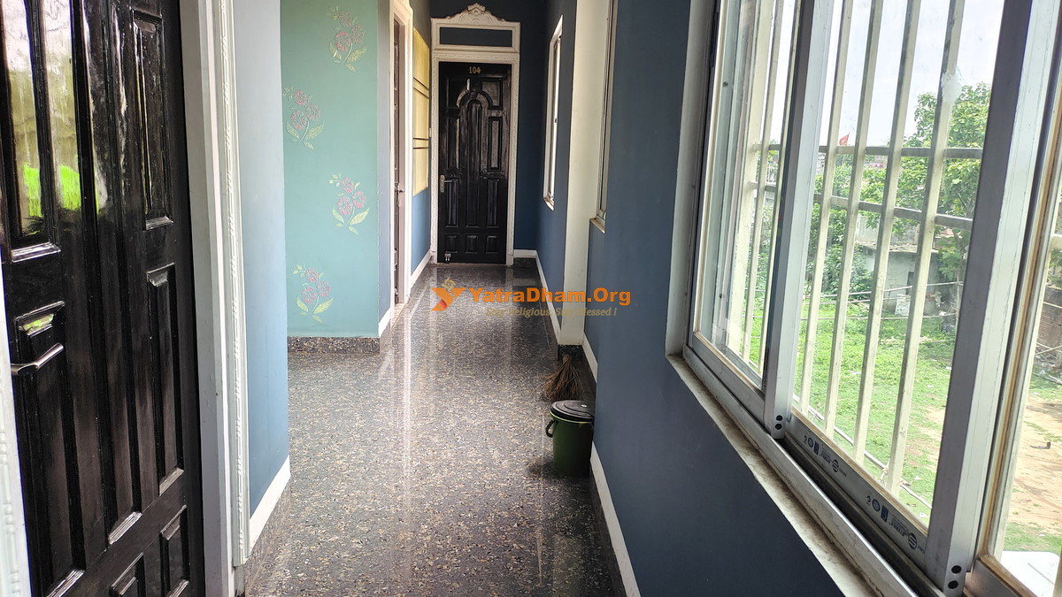 Deoghar Shree Krishna Niwas Lobby View