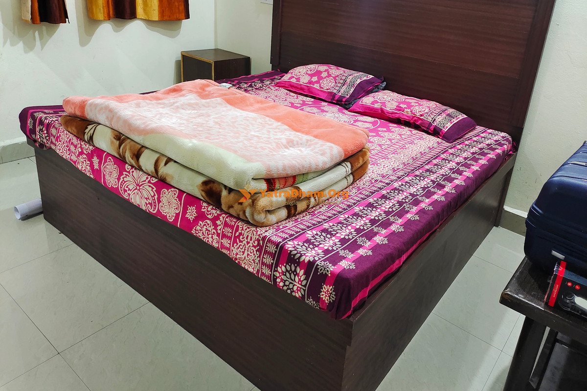 Hotel Sunil Gaurikund 2 Bed Room View