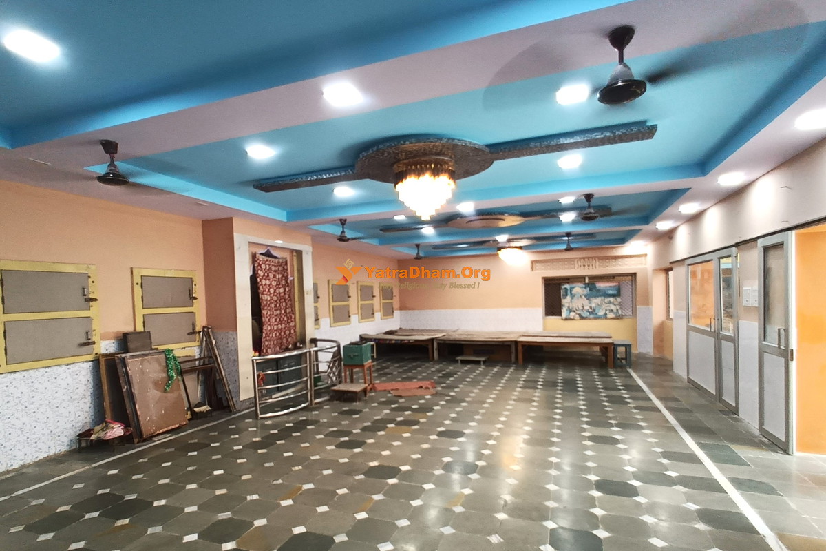 Barsana Bareilly Wali Dharamshala 2 Bed Room View