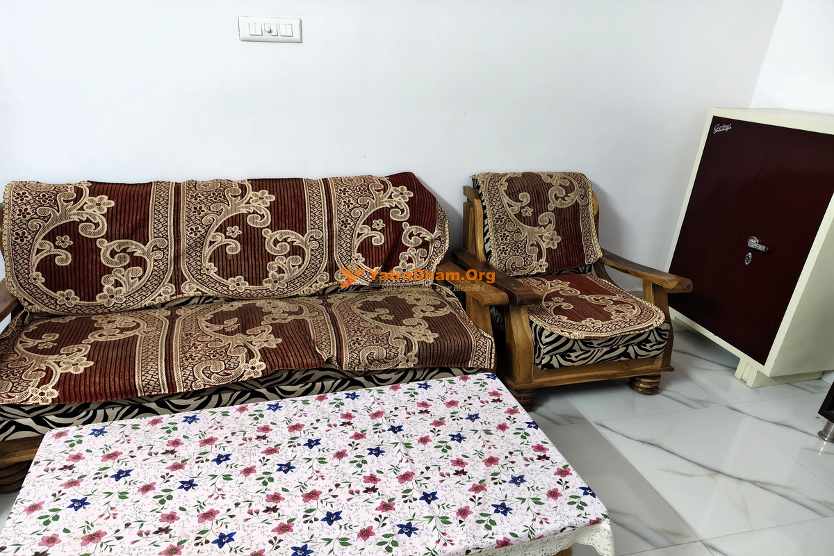 Ayodhya Shri Ram Darbar Paying Guest House Room View