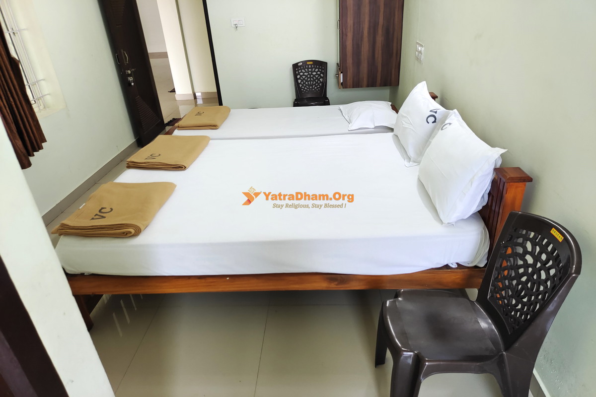 Vaishnavi Comforts Dharmasthala 3 Bed Room