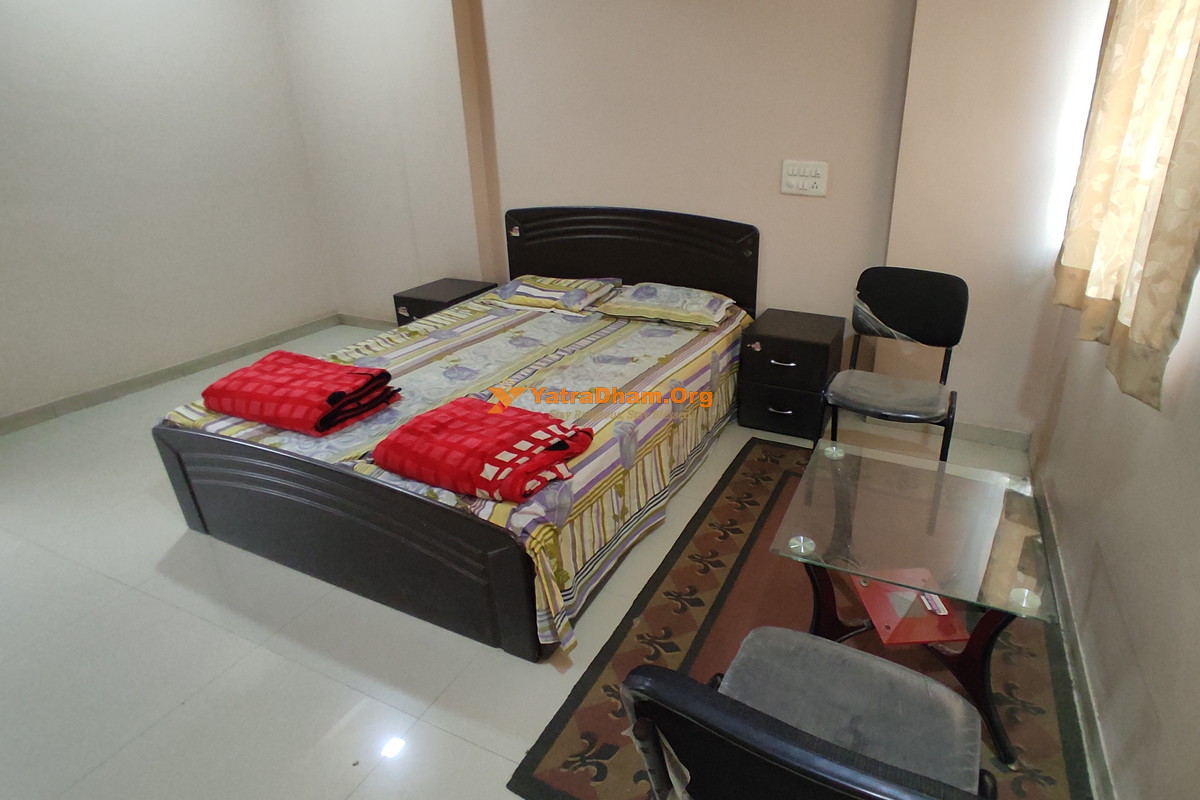 Shri Maheshwari Bhakt Niwas Narsinhwadi (Kolhapur) 2 Bed Deluxe Non AC Room View