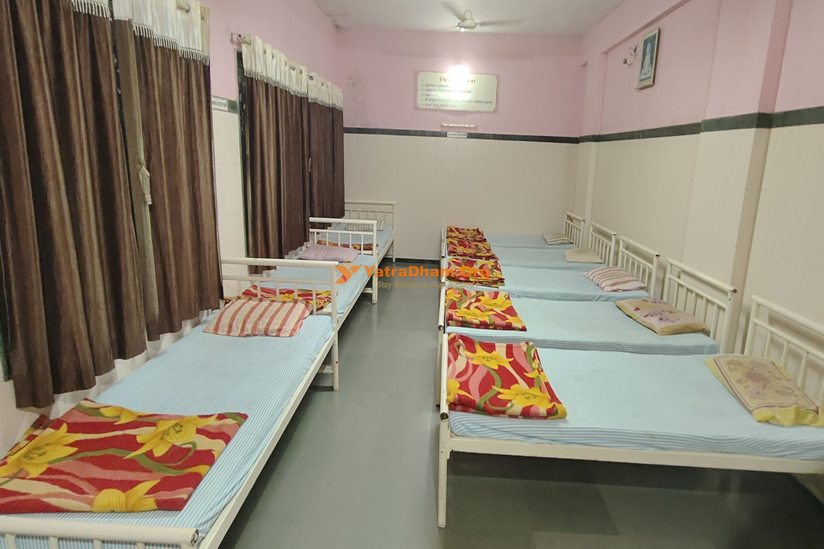 Shrimad Swami Samarth Sevakari Niwas (Dattdham) Trimbakeshwar 8 Bed Room View