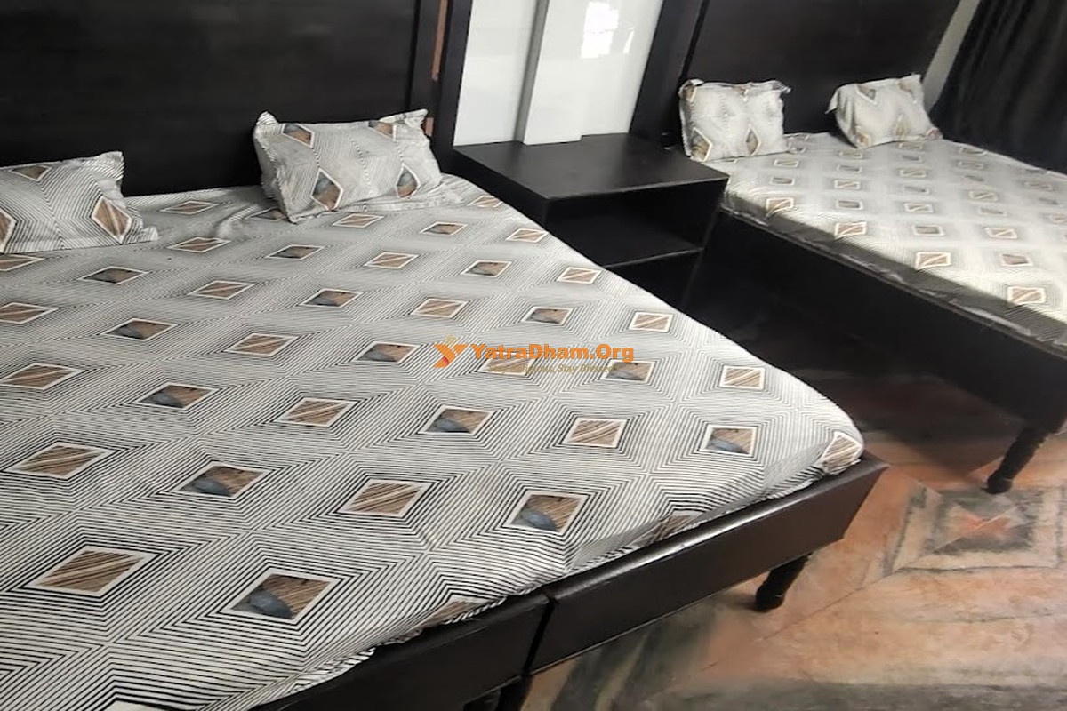 Bombay Walo Ki Dharamshala Kaila Devi 4 Bed Room