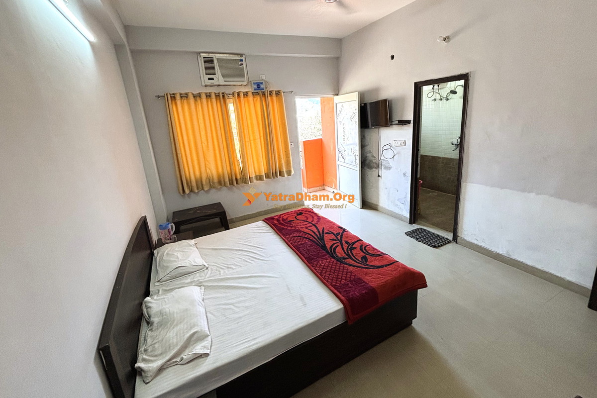 Prachin Shree Juna Akhada Bhawan Haridwar 2 Bed Room View