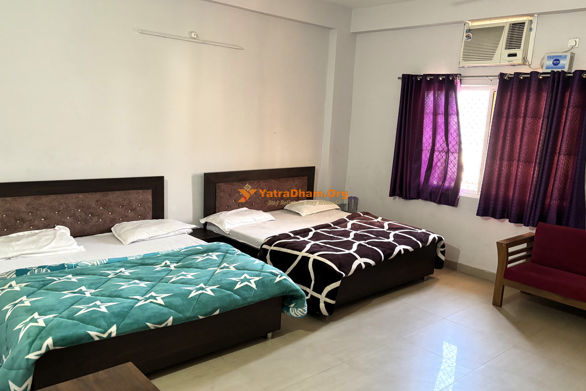 Prachin Shree Juna Akhada Bhawan Haridwar 4 Bed Room View