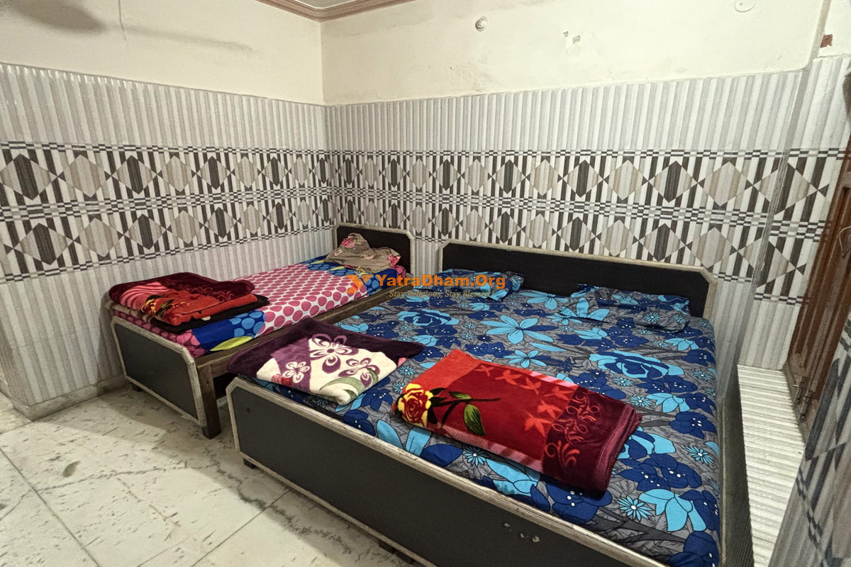 Sant Mandal Ashram Haridwar (Near Har Ki Pauri) 3 Bed Room View