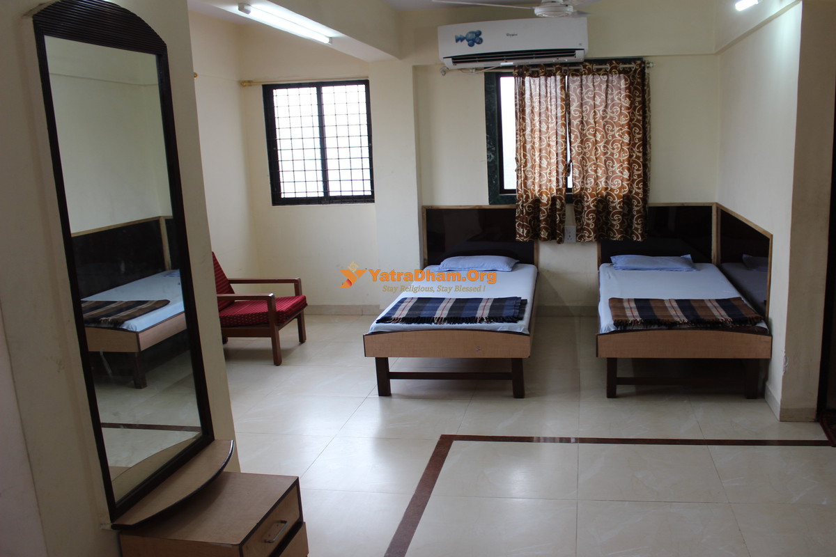 Shri Sai Narayan Baba Ashram Shirdi 2 Bed Room