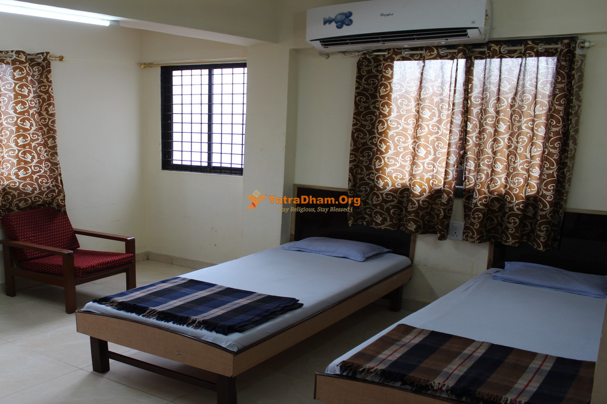 Shri Sai Narayan Baba Ashram Shirdi 2 Bed Room