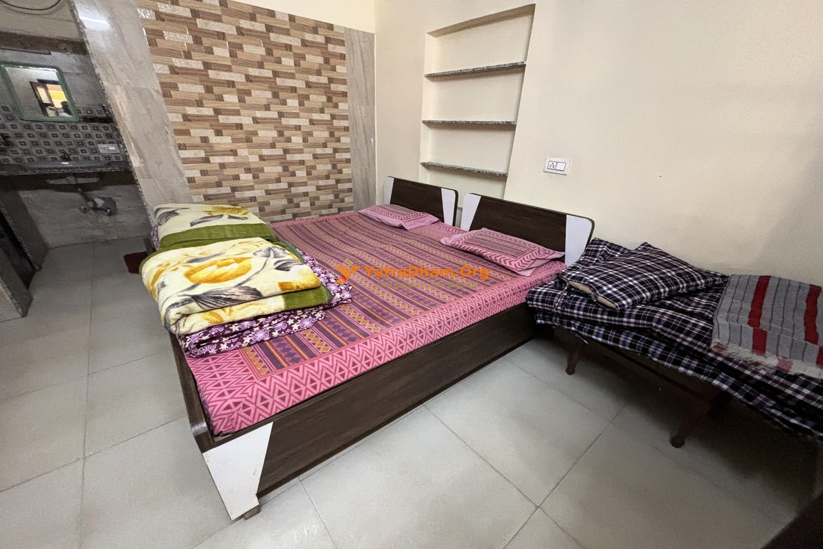 Swami Shree Hari Giri Ashram Haridwar 2 Bed Room