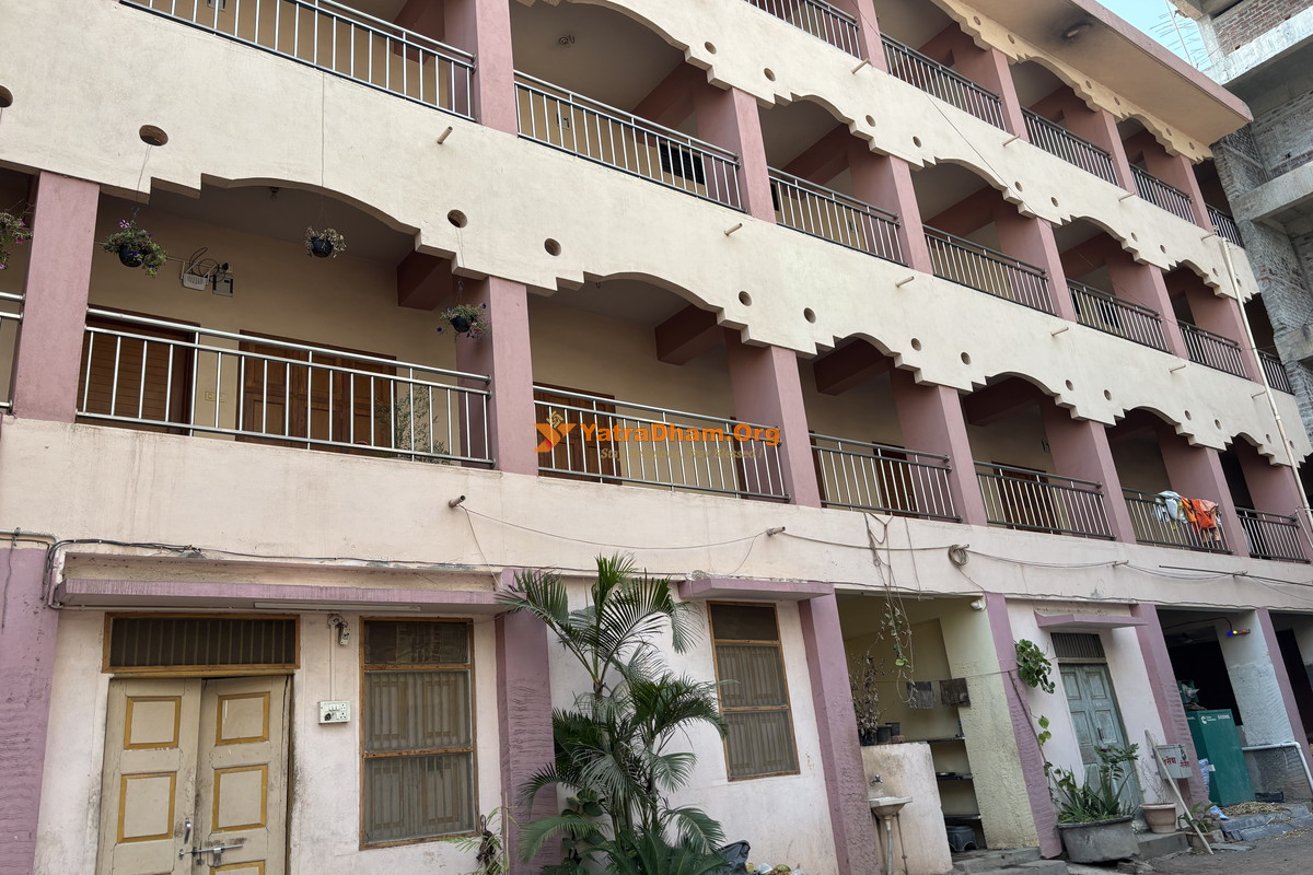 Laxman Baug Devasthan Pandharpur Lobby