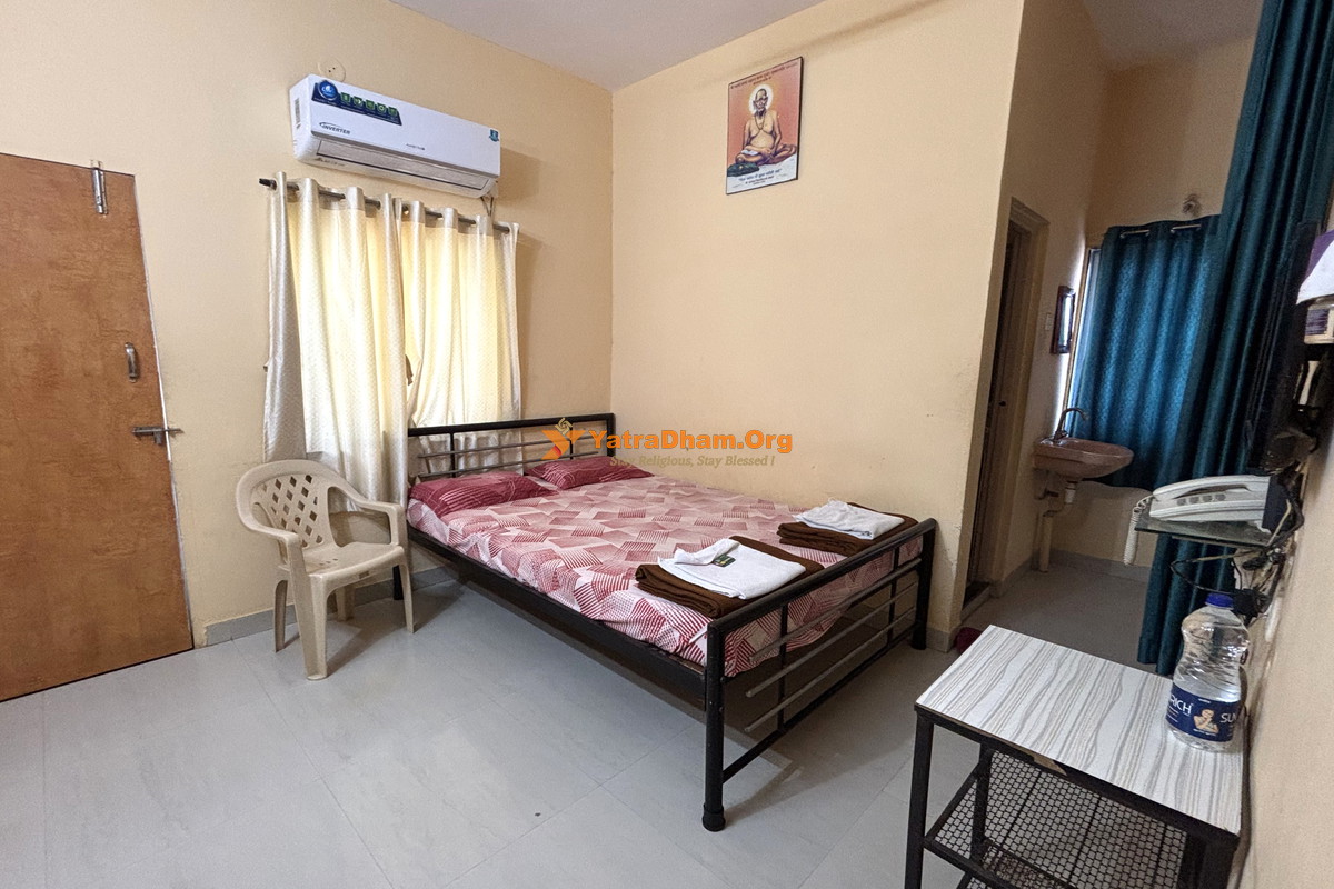 Shree Swami Krupa Sadan Akkalkot 2 Bed Room