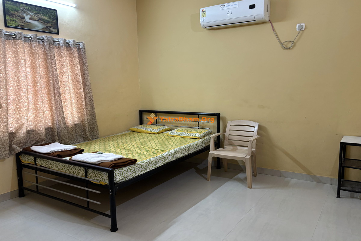 Shree Swami Krupa Sadan Akkalkot 2 Bed Room