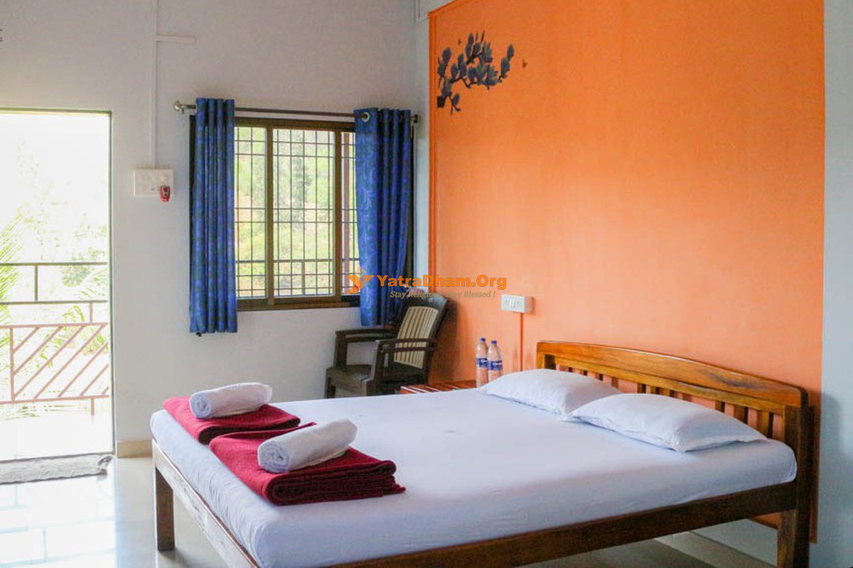 Chaitanya Niwas Guhagar (Ratnagiri) 2 Bed Room