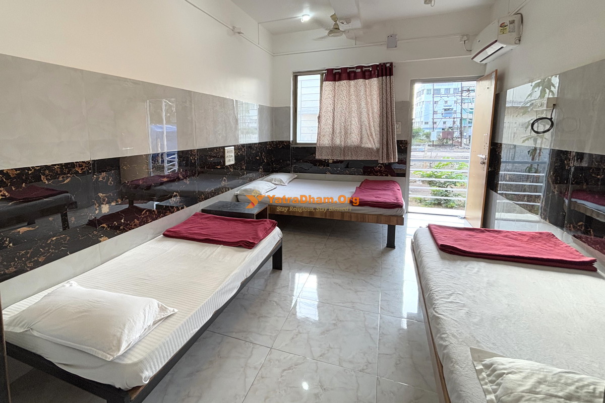 Joshi Yatri Niwas Narsinhwadi (Kolhapur) 4 Bed Room
