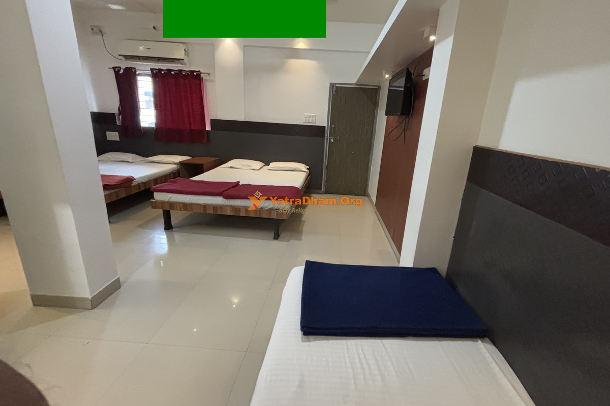 Joshi Yatri Niwas Narsinhwadi (Kolhapur) 5 Bed Room