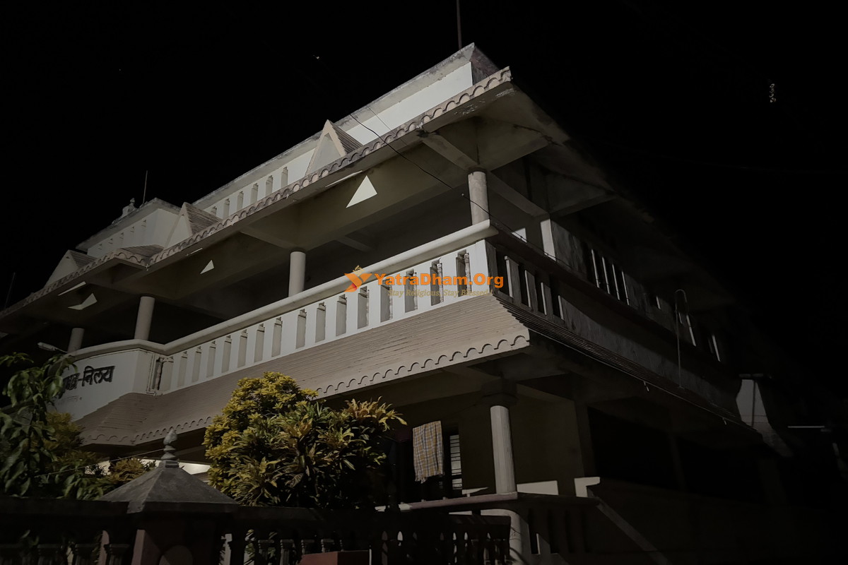 Bahubali Brahmcharyashram Digamber Jain Dharamshala Kumbhojgiri Building