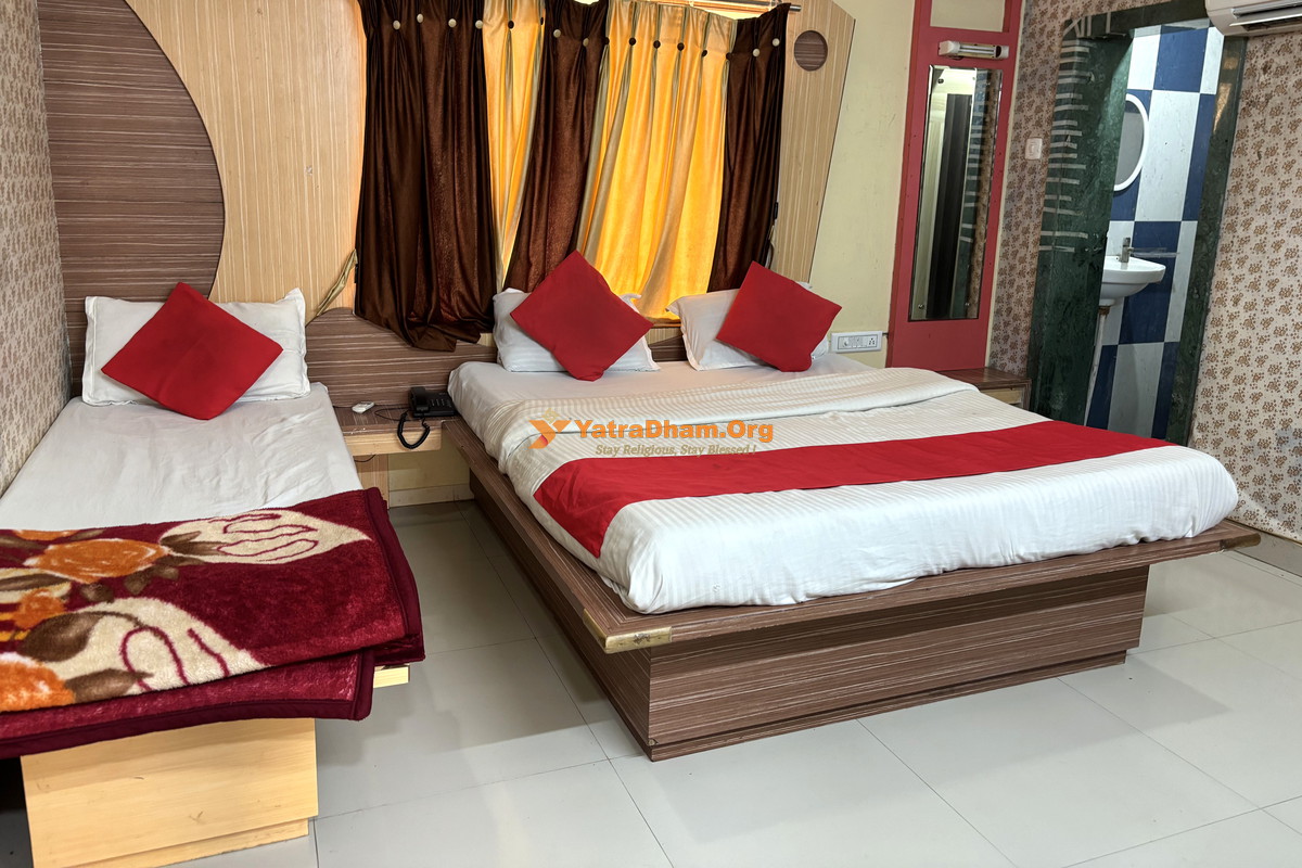 Hotel Raj Palace Dwarka 3 Bed Room View